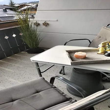 Near Hochkoenig Slopes Apartmán *