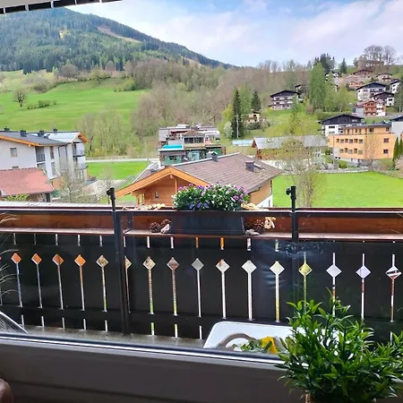 Near Hochkoenig Slopes Apartmán